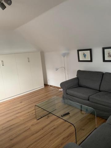 Zentrales Dachgeschossapartment In Leichligen Ляйхлінген Екстер'єр фото
